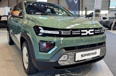 2025 Dacia Spring FIRST LOOK - Cheapest Electric Car?