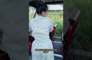 Four-wheeled electric vehicle for passenger and cargo #ebike #electric #automobile