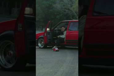 When the 1988 Golf MkII GTI met its mini me. Same vibe, different scale @iamleoboy 👏#Volkswagen