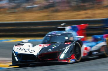 FIA WEC, 24h Le Mans: #15 BMW M Hybrid V8 onboard.