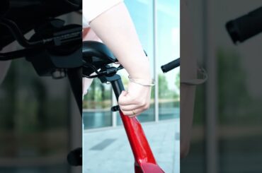 Electric Bikes vs Traditional Bicycles: The Ultimate Showdown   #cycle#bicycle#mtb#shorts