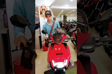 All New Hero Vida v2 Plus Electric  Scooter Red Colour #automobile #heromotocorp #hero #shorts