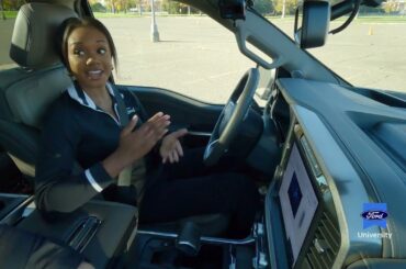 How To Set Up Your Trailer & Use the Connection Checklist | Ford Towing Tech