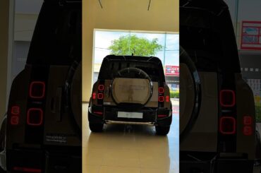 Land Rover defender PHEV 2025 Review new color