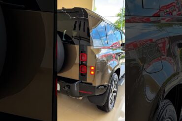 Land Rover defender PHEV 2025 Review new color