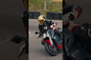 When tech & performance come together, it transcends borders.