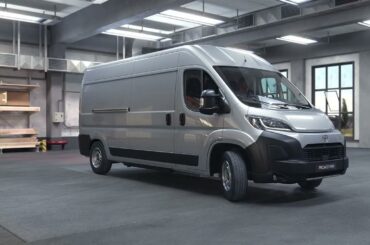 Accessory Animation: Proace Max