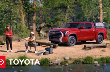 Jan and Manning Intro Tailgate Season | National Sales Event | Toyota