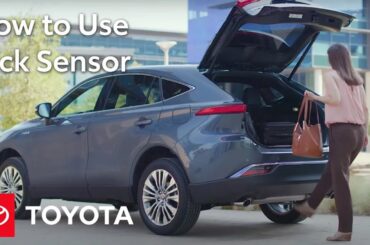 How to Use the Kick Sensor in the 2021 Venza | Toyota