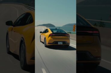 Stand Out Driving This 2025 Toyota Prius XSE Premium PHEV in Maximum Yellow #prius