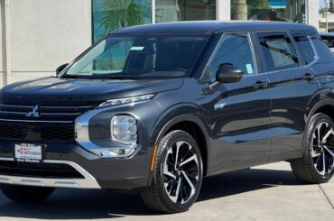 2025 Mitsubishi Outlander SE PHEV (Plug-in Hybrid)