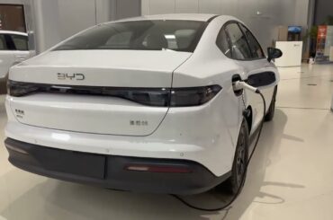 The New BYD SEAL 05 DM-i PHEV 2025 - Exterior And Interior