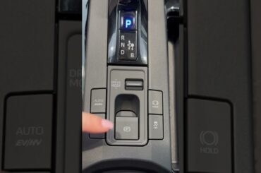 2025 Toyota Prius SE Plug-in hybrid ASMR