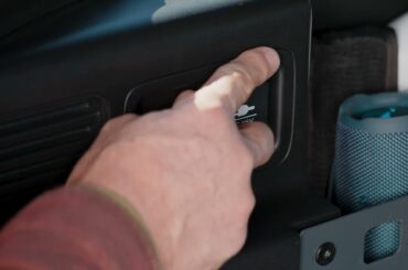 Honda Passport: Dual 115-Volt Power Outlets