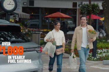 The 2025 Equinox EV: Fuel Savings | Chevrolet Commercial