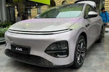 The Chinese EV That Tesla Should Fear: 2026 Xpeng G6 FIRST LOOK