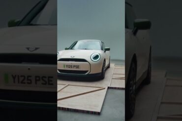 The new MINI Paul Smith Edition.​