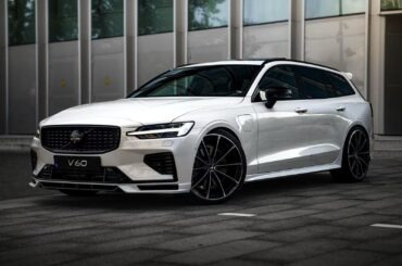 2025 Volvo V60 T8 Recharge [1600x1067]