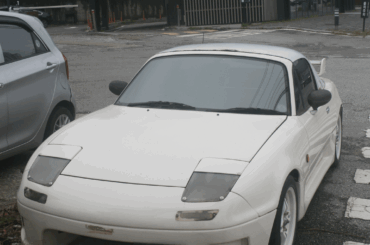 Car wants some love...