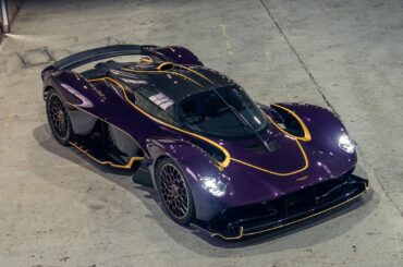 Aston Martin Valkyrie 'Anemos' [1638x2048]