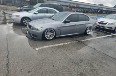 Slumped BMW