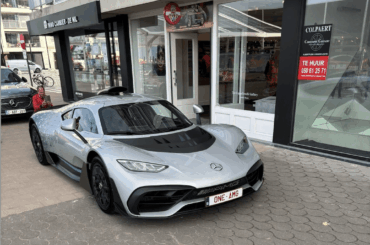 Mercedes AMG ONE - €2,7million price tag [1076 × 826]