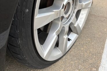 Tire keeps de-beading on stretched fitment