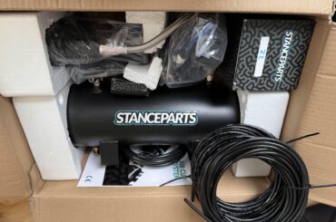 Can I mount my air tank on its side?