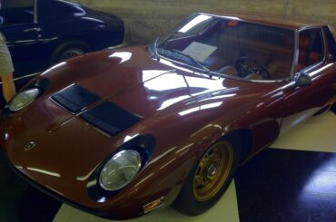 Lamborghini Miura [1936 x 2592]