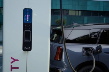 How-To: Activate Plug and Charge