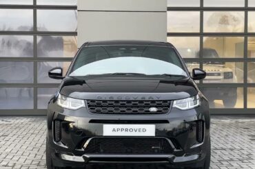 Discovery Sport P300e Urban Edition | Santorini Black Luxury Plug-In Hybrid - LP72AAE