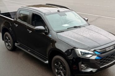 Isuzu D-MAX EV Media Drive in Hokkaido