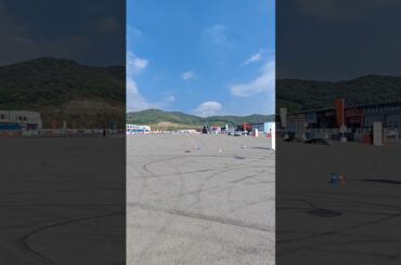 The electric car's acceleration is  amazing!