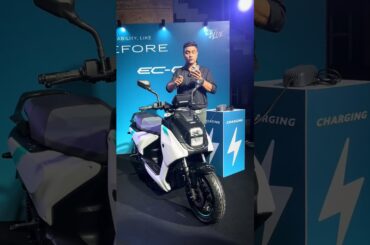 Yamaha EC-06 electric scooter  I All details here I Quick Walkaround I BikeWale