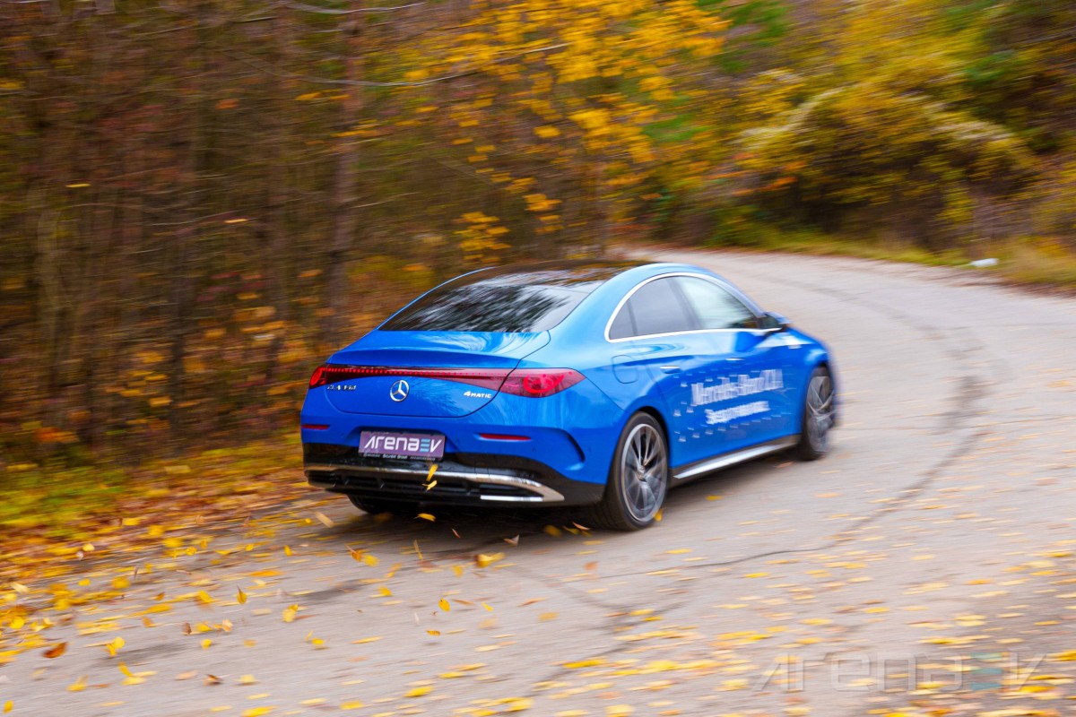Mercedes CLA 350 4Matic real world range test 