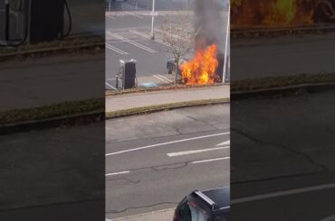 Burning electric car #shorts #viral #car