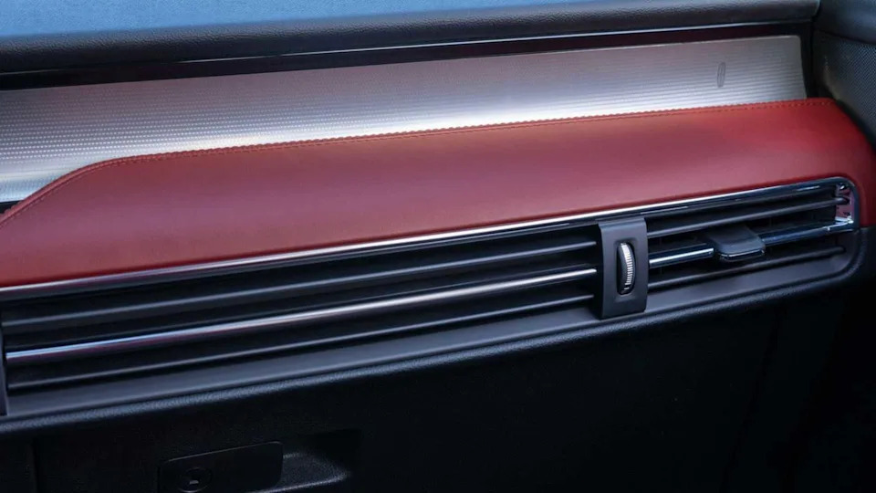Close-up shot of the air vents in a 2023 Lincoln Corsair.