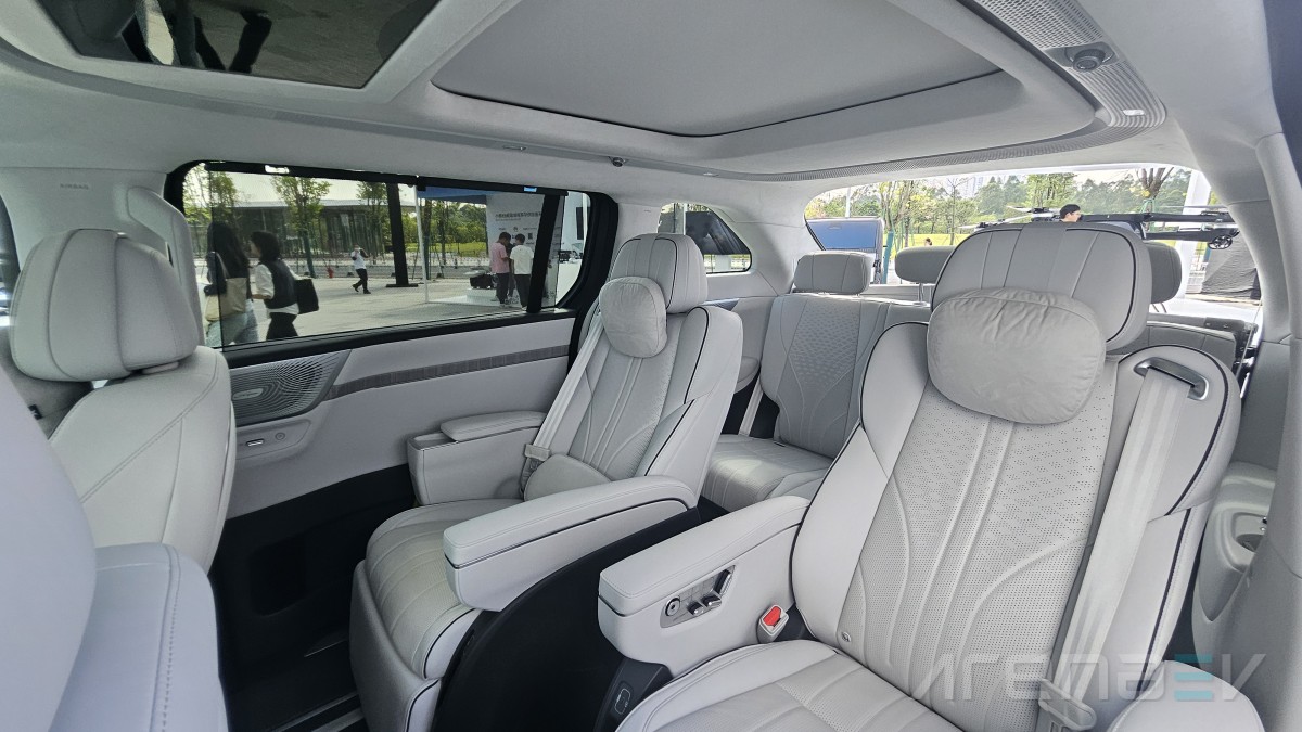 XPeng launches X9 EREV with aggressive pricing and over 1,602 km of range