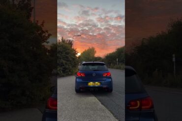 Skies like this and a Golf like that. Breathtaking  🌅📸 @y10.wvr#Volkswagen #VWGolf