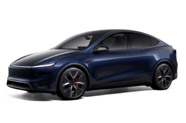 Tesla Begins Deliveries of Striking New Marine Blue Model Y