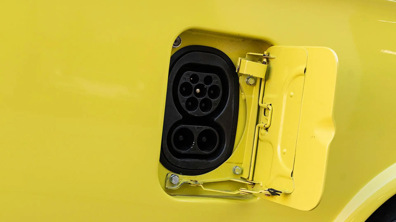 1972 BMW 2002 Tesla Powered 2002te