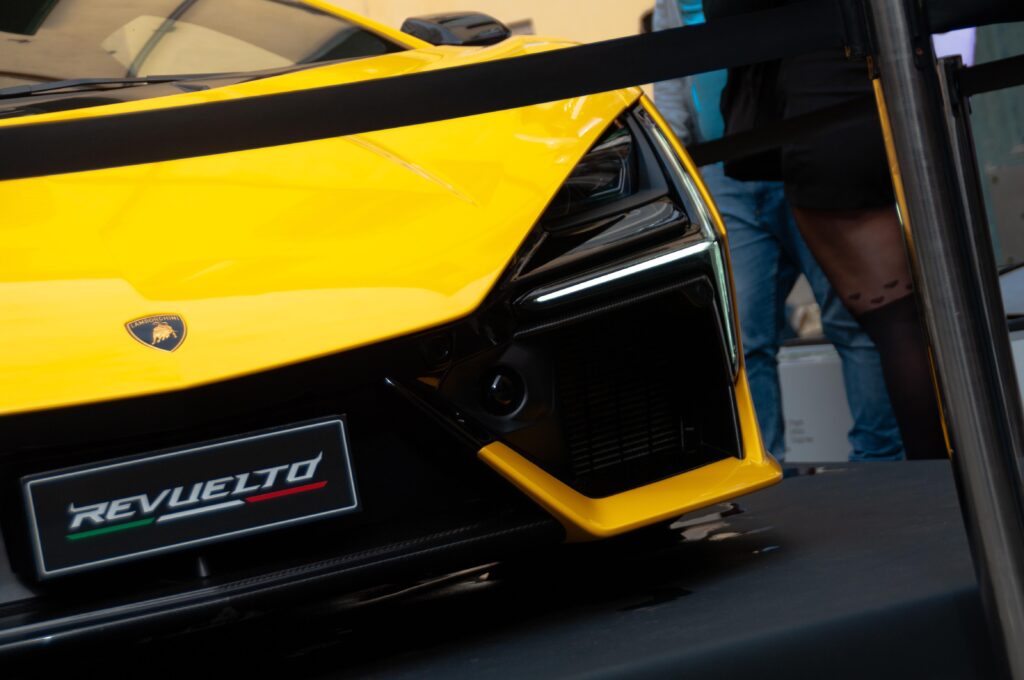 Lamborghini Revuelto [4672x3104]