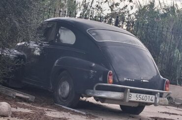 Abandoned Volvo PV series in Alicante,Spain.