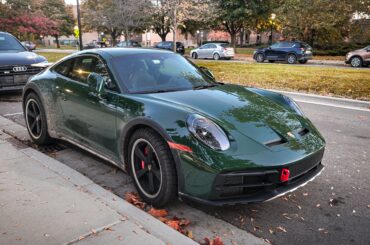 Porsche 911 Dakar [4032x2268]