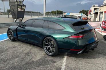 Genesis G90 Wingback Concept [795x1200]