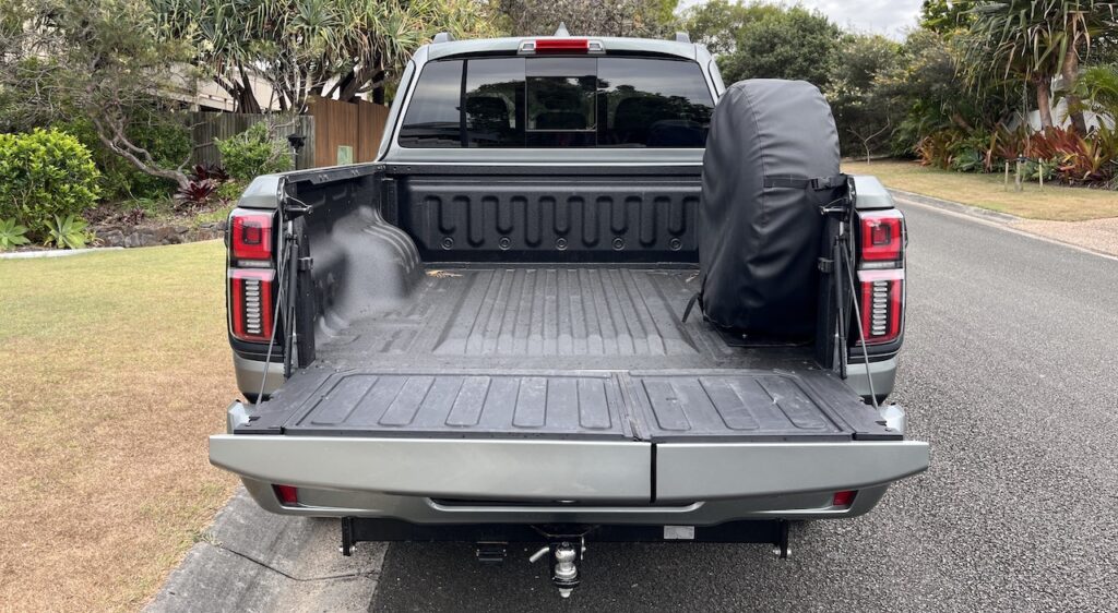 2025 GWM Cannon Alpha Ultra PHEV