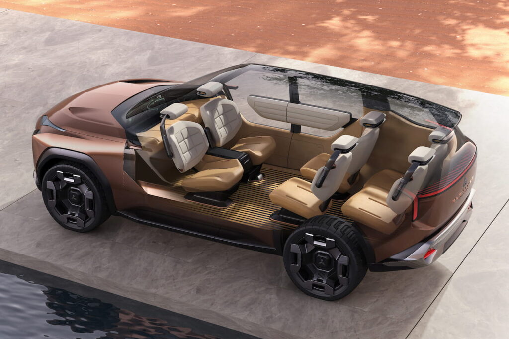 Mitsubishi Elevance Concept interior seating layout