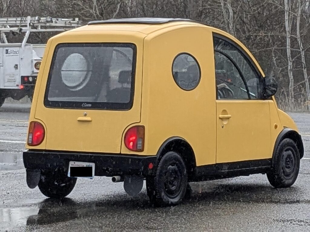 1990 Nissan S-Cargo spotted in the PNW