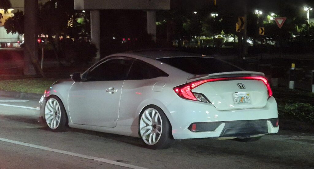 Does this Honda have stance?