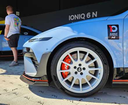 Hyundai Ioniq 6 with N Performance parts 1-1